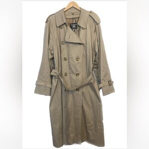 Burberry Vintage Kensington Trench Coat